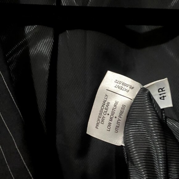 Daniel Cremieux Collection Dillards Vintage Black Pinstripe 3 Button Blazer 41R - Picture 11 of 11